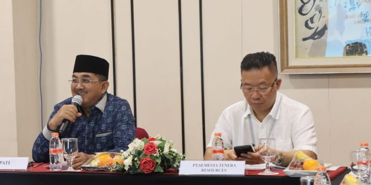 Bupati Tanjab Barat Dukung Investasi Pembangunan Pabrik Kelapa Sawit di Desa Lubuk Terentang