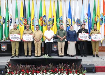 Kemendagri Bersama Kemenkeu Beri Penghargaan Insentif Fiskal kepada 50 Daerah, Ini Daftar Penerima