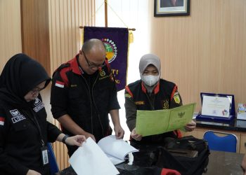 Tim Penyidik Kejati Sumsel Lakukan Pengeledahan dibeberapa Lokasi terkait Perkara Korupsi Penjualan Aset Yayasan Batang Hari Sembilan
