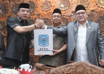 Pimpinan DPRD Merangin Bersama Pj Bupati Bahas Rancangan Perubahan KUA dan PPAS 2024 