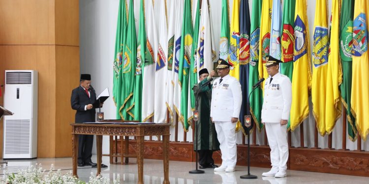 Mendagri Lantik Safrizal ZA Menjadi Pj Gubernur Aceh dan Sugito Pj Gubernur Kepulauan Babel