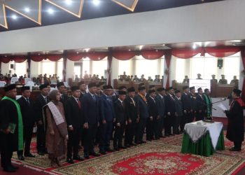 35 Orang Anggota DPRD Merangin 2024-2029  Diambil Sumpah dan Janji