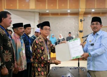 Bupati Anwar Sadat Resmi Kukuhkan Pengurus FKUB Kecamatan