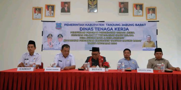 Pemkab Tanjab Barat Dorong Wirausahawan Sabut Kelapa untuk Tingkatkan Ekonomi Lokal