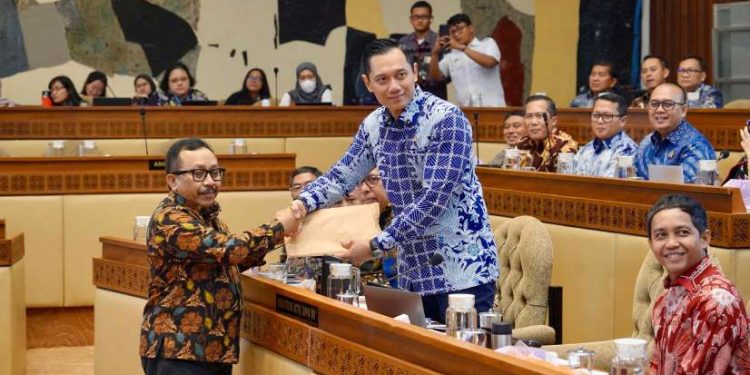 Komisi II DPR RI Setujui Pagu Anggaran Kementerian ATR/BPN Tahun 2025 sebesar  Rp6,4 Triliun