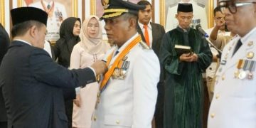 Jangcik Mohza dilantik Gubernur Jambi Menjadi Pj Bupati Merangin bersama Pj Bupati Sarolangun