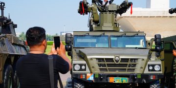 HUT TNI Ke-79 Gelar Pesta Rakyat Hadirkan Alutsista Terbaru untuk Masyarakat di Monas