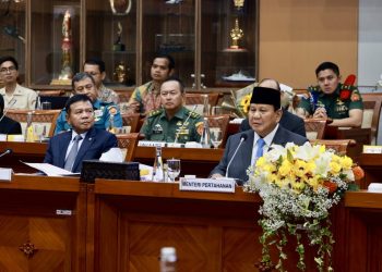Menhan Prabowo Subianto Hadiri Rapat Kerja Bersama Komisi I DPR RI