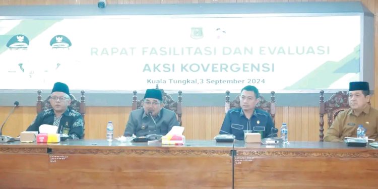 Perkuat Aksi Konvergensi Stunting, Bupati Anwar Sadat Pimpin Rapat Evaluasi