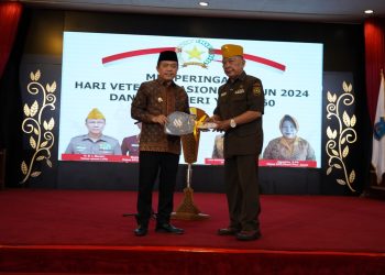 Hadir di Tengah Keluarga Besar Veteran Jambi, Gubernur Al Haris Berikan Mobil Operasional