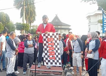 Lepas Jalan Santai HUT Kemerdekaan, Sekda Sudirman Minta Seluruh Komponen Turut Membangun Bangsa