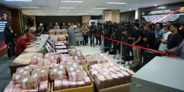 Kejaksaan Agung Sita Uang Tunai Senilai Rp372 Milliar Perkara Korupsi PT Duta Palma Korporasi