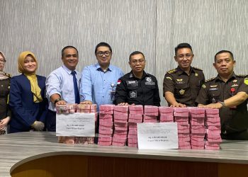 Kejaksaan Negeri Jambi Menerima Titipan Uang Pengganti dari 2 Terdakwa Akuisisi PT. MAJI oleh PTPN VI Tahun 2012