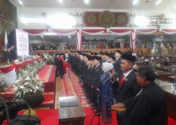 55 Anggota DPRD Provinsi Jambi Periode 2024-2029 Dilantik