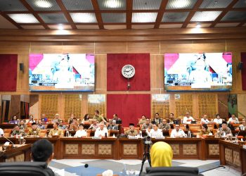 Mendikdasmen Abdul Mu’ti  Paparkan Enam Program Prioritas di Rapat Perdana dengan Komisi X DPR Ri