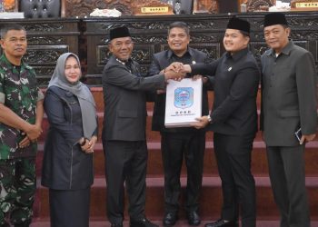 DPRD Merangin Gelar Rapat Paripurna Dengarkan Pj Bupati  Sampaikan Ranperda APBD 2025