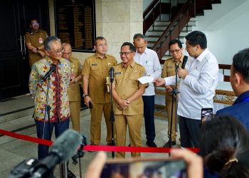 Mendagri Minta Kepala Daerah Pelajari Kriteria MBR untuk Kebijakan Pembebasan BPHTB dan Retribusi PBG