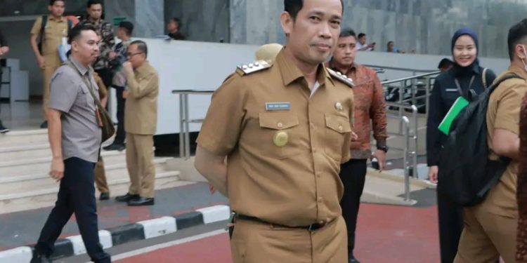 Persiapan Pilkada Serentak 2024, Pjs. Bupati Tanjab Barat Ikuti RDP dengan Komisi II DPR RI