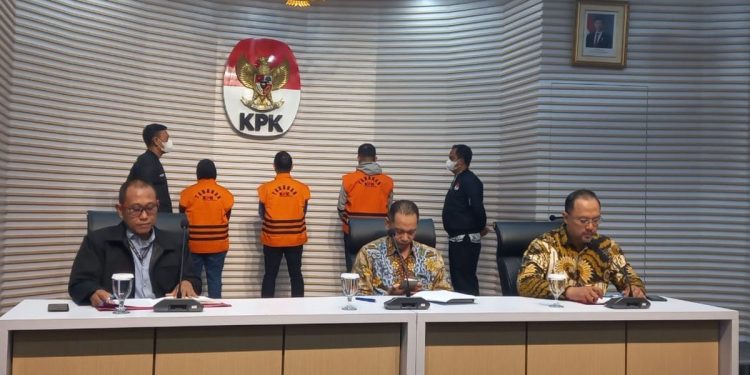 OTT di Pekanbaru, KPK Tetapkan Pj Walikota Risnandar Mahiwa Tersangka Korupsi Bersama 2 Orang lainya 