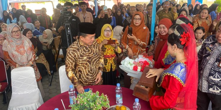 Gubernur Al Haris Hadiri Exhibition di SMK Negeri 2 Kota Jambi