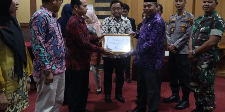 Delapan Instansi Pemda Merangin Dapat  Penghargaan dari BPS, Ini Daftarnya