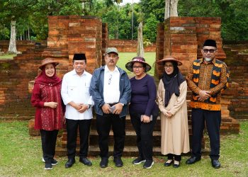 Gubernur Al Haris Dampingi Menteri Bappenas Tinjau Pembangunan Proyek Museum KBCN di Candi Muaro Jambi