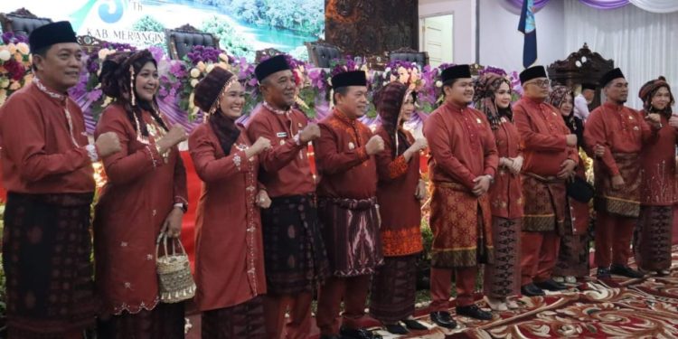 DPRD Merangin Menggelar Rapat Paripurna Istimewa Peringati HUT Kabupaten Merangin Ke-75 Tahun