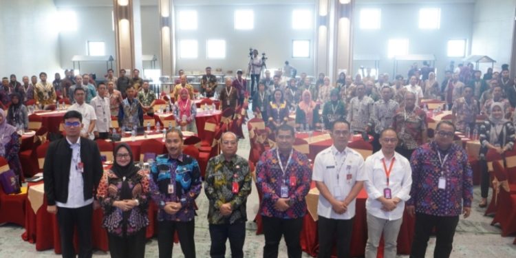 Plh Dirjen Bina Keuangan Daerah Dorong Sinergi Pemda Provinsi dan Kabupaten/Kota dalam Kelola Opsen Pajak 