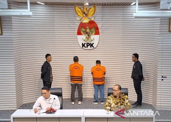 KPK Tahan Bupati Situbondo dan Kadis PUPR Kasus Korupsi Dana Pemulihan Ekonomi Nasional