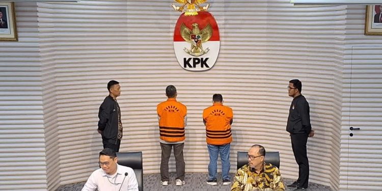 KPK Tahan Bupati Situbondo dan Kadis PUPR Kasus Korupsi Dana Pemulihan Ekonomi Nasional