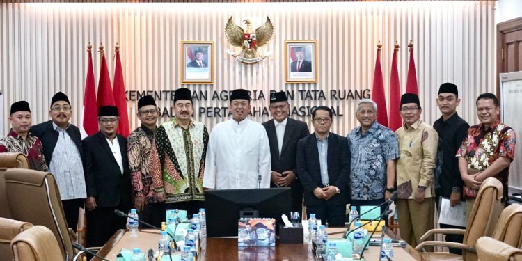 Menteri ATR/BPN Nusron Komitmen Percepat Sertipikasi Tanah Wakaf