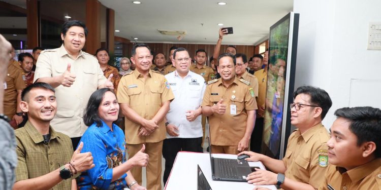 Mendagri : Kebijakan Penghapusan BPHTB dan Percepatan Layanan PBG Diterapkan di Seluruh Daerah