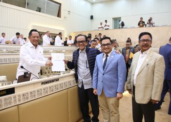 Pemerintah, Komisi II DPR RI, dan Penyelenggara Pemilu Sepakat Pelantikan Kepala Daerah Non-Sengketa Dilaksanakan 6 Februari 2025 