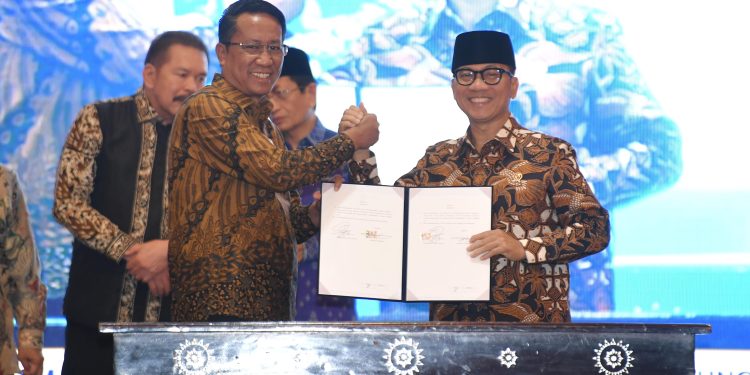 Menteri Desa dan Menteri Hukum Tandatangani Nota Kesepahaman, Badan Hukum BUMDes Bakal Dipercepat