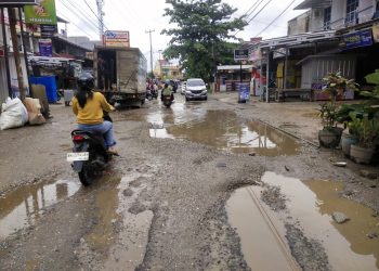 Jalan Rusak di dalam Kota Bangko Kabupaten Merangin Kembali di keluhkan Pengendara