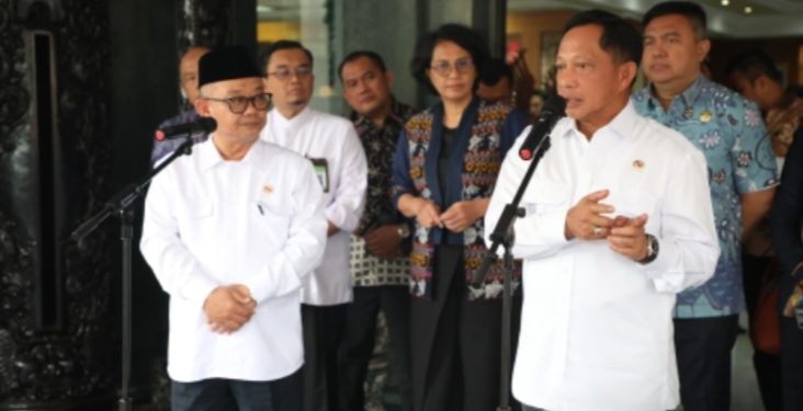 Bertemu dengan Mendikdasmen, Mendagri Bakal Konsolidasikan Kepala Daerah Dukung Penguatan Pendidikan Dasar dan Menengah 
