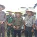 Panen Perdana Padi di Desa Rawa Medang, Bupati Tanjab Barat Dorong Peningkatan Ketahanan Pangan