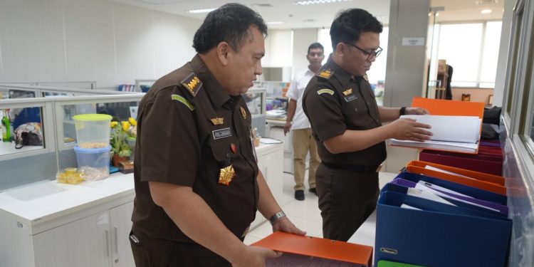 Kejaksaan Agung Lakukan Penggeledahan dan Penyitaan Dugaan Korupsi Tata Kelola Minyak Mentah PT Pertamina