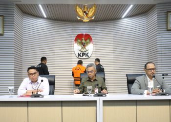 KPK Tahan Hasto Kristiyanto Kasus Harun Masiku