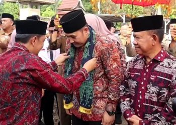 Bupati Merangin H M Syukur Disambut Secara Adat