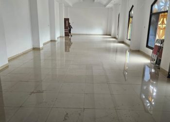 Ruangan Kantor dan Mushola di Lantai 4 Kantor Bupati Merangin Sudah Bersih, Setelah Sidak Bupati 
