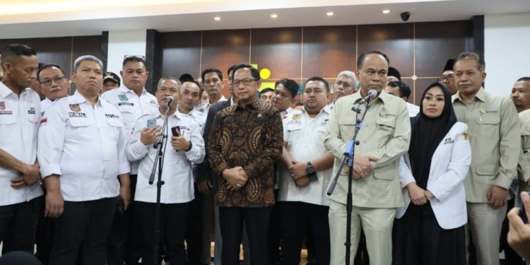 Dukung Pembentukan Koperasi Desa Merah Putih, Mendagri Optimistis Desa Jadi Sentra Ekonomi Baru 