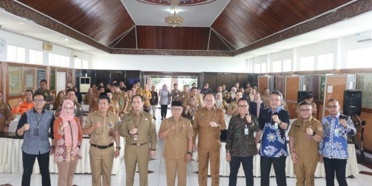 BSKDN Kemendagri Kaji Kebijakan Penguatan Perlindungan Sosial bagi Pekerja Rentan dan Miskin