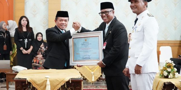 Gubernur Al Haris Hadiri Sertijab Bupati dan Wakil Bupati Sarolangun