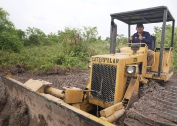 Bupati Anwar Sadat Pacu Pembangunan Jalan, Dongkrak Ekonomi Seberang Kota