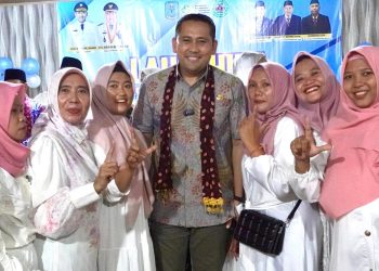 Bupati Merangin H M Syukur Launching Sekolah Lansia Tangguh Kecamatan Bangko, Emak-Emak Antusias 