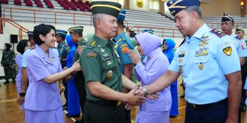 Mabes TNI Gelar Upacara Kenaikan Pangkat 76 Perwira Tinggi TNI