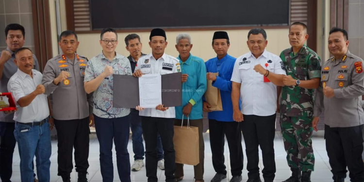 Sekda Muaro Jambi Hadiri Giat Penandatangan Kesepakatan Perdamaian