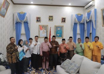 Bupati Tanjab Barat Terima Audiensi BGN, Siap Jalankan Program Makanan Bergizi Gratis Mulai 5 Mei 2025