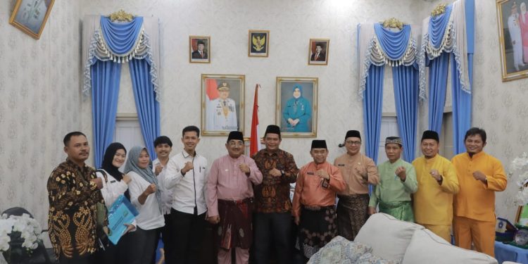 Bupati Tanjab Barat Terima Audiensi BGN, Siap Jalankan Program Makanan Bergizi Gratis Mulai 5 Mei 2025